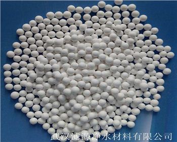 聚合氯化鋁使用時(shí)需要注意的事項(xiàng)